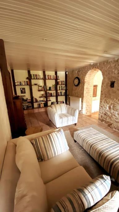 Uniquely Private Holiday Villa In The Charente Puyreaux 외부 사진