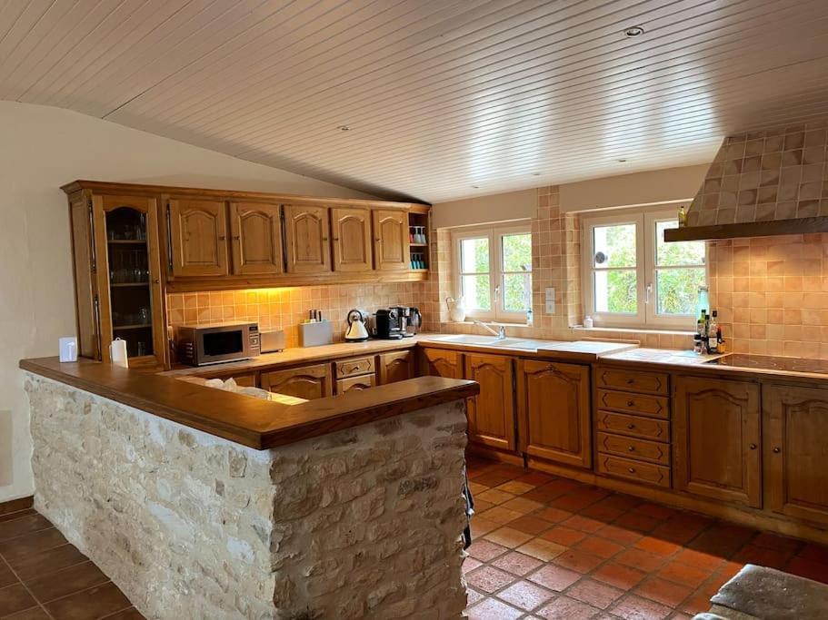 Uniquely Private Holiday Villa In The Charente Puyreaux 외부 사진